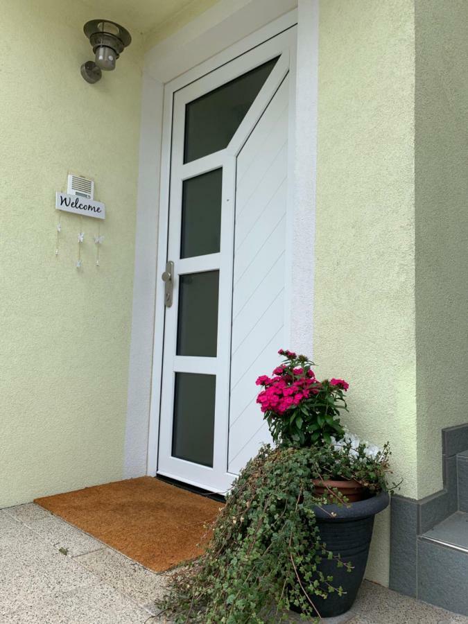 Apartmán Haus Helga Lienz Exteriér fotografie